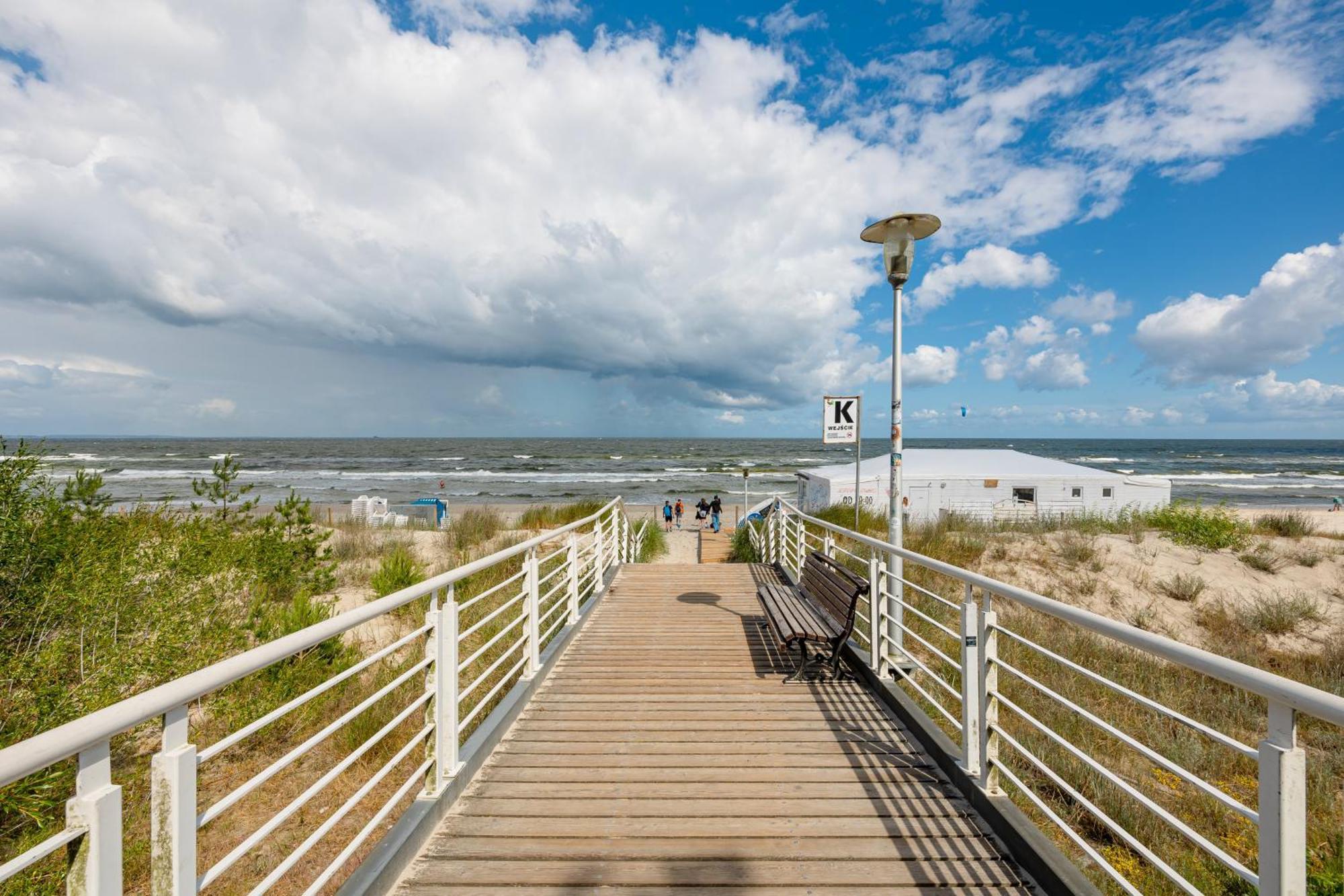 Aquamarina Apartment With Terrace - Close To The Beach - By Renters Miedzyzdroje Esterno foto